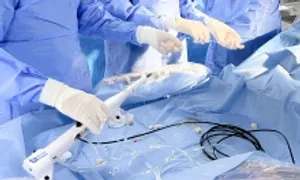 Dùng mũi khoan kim cương xuyên thủng mảng xơ vữa vôi hóa Dùng mũi khoan kim cương xuyên thủng mảng xơ vữa vôi hóa